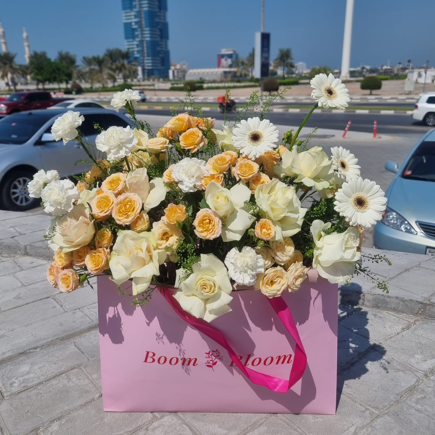 Serene Elegance - Mixed Bouquet