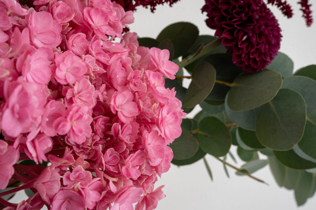 Red Rose & Hydrangea Flower Bag