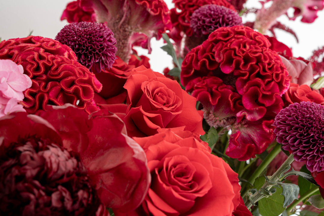 Red Rose & Hydrangea Flower Bag